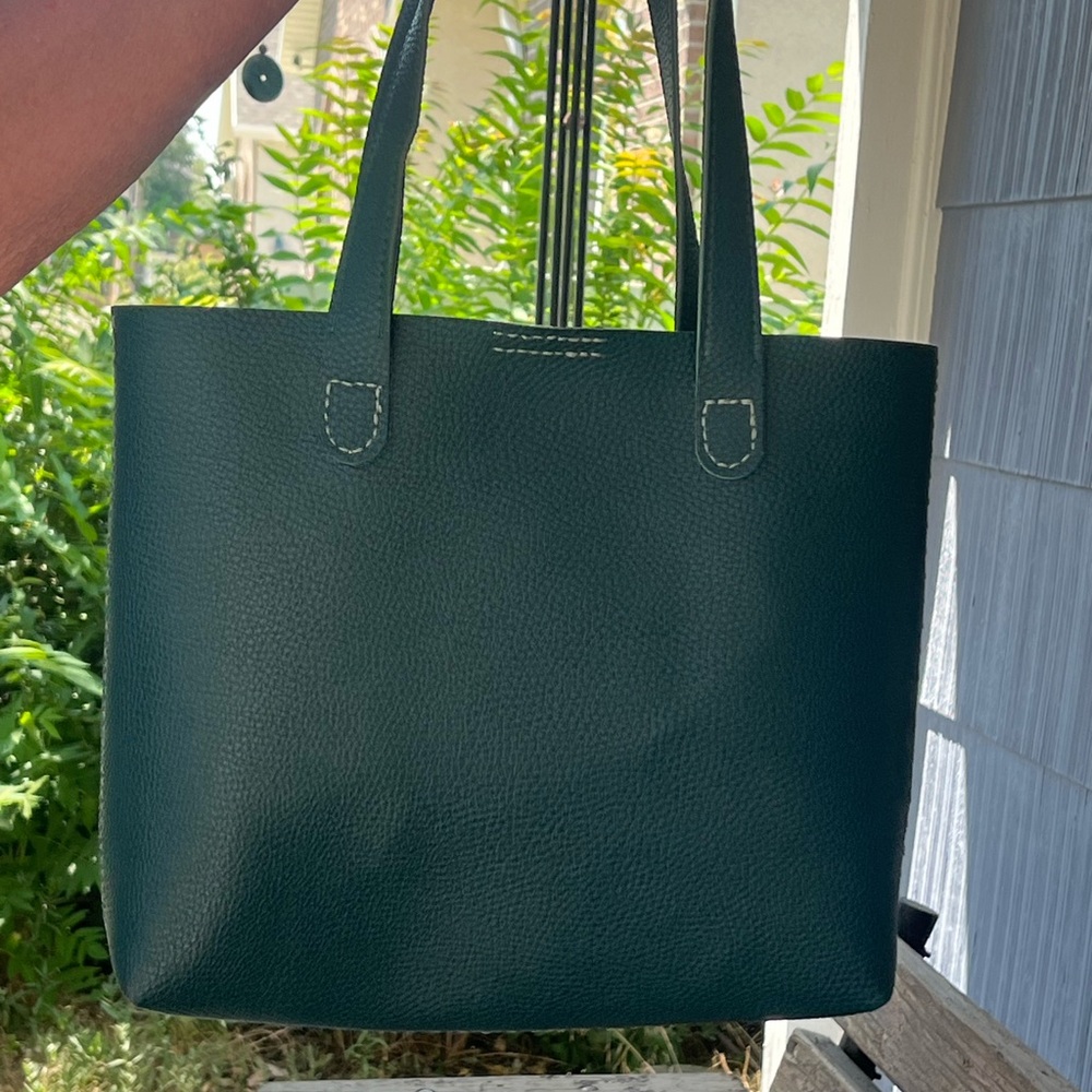 Elegant Green-Blue Faux Leather Tote Bag